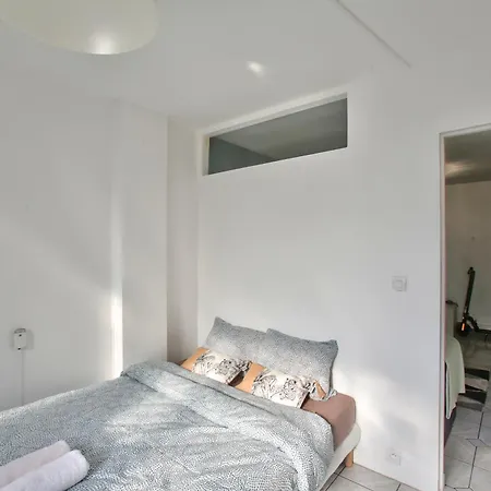 Chic And Spacious Beautiful Terrace * Courcouronnes